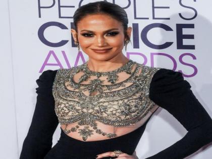 Jennifer Lopez says being with Ben Affleck makes her feel 'more beautiful' than ever | Jennifer Lopez says being with Ben Affleck makes her feel 'more beautiful' than ever