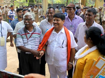 If you have money, spend it before central agencies take it away, says MP Arjun Singh | If you have money, spend it before central agencies take it away, says MP Arjun Singh If you have money, spend it before central agencies take it away, says MP Arjun Singh | If you have money, spend it before central agencies take it away, says MP Arjun Singh