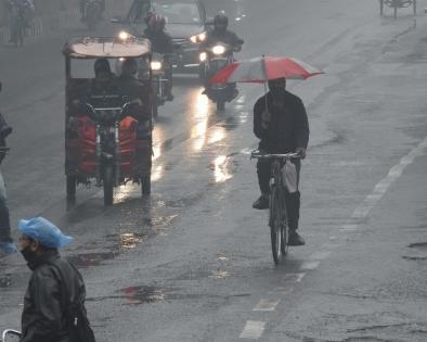 Rain with thunderstorm to continue in parts of MP: IMD | Rain with thunderstorm to continue in parts of MP: IMD