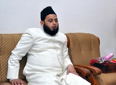 Cleric seeks govt nod for slaughter on Bakrid | Cleric seeks govt nod for slaughter on Bakrid Cleric seeks govt nod for slaughter on Bakrid | Cleric seeks govt nod for slaughter on Bakrid