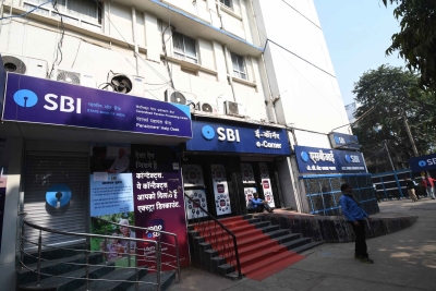 Peninsula Land defaults on Rs 2.35 cr loan payment to SBI | Peninsula Land defaults on Rs 2.35 cr loan payment to SBI Peninsula Land defaults on Rs 2.35 cr loan payment to SBI | Peninsula Land defaults on Rs 2.35 cr loan payment to SBI
