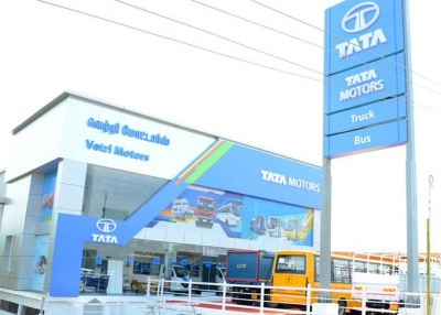 Tata Motors' Q2 net loss widens to Rs 307 cr | Tata Motors' Q2 net loss widens to Rs 307 cr