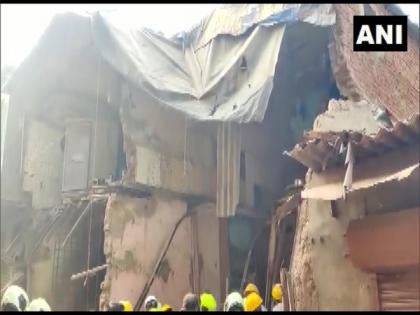 One dies in Mumbai building collapse | One dies in Mumbai building collapse
