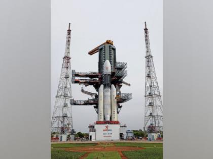Aiming for the Moon, ISRO to launch Chandrayaan 2 today | Aiming for the Moon, ISRO to launch Chandrayaan 2 today