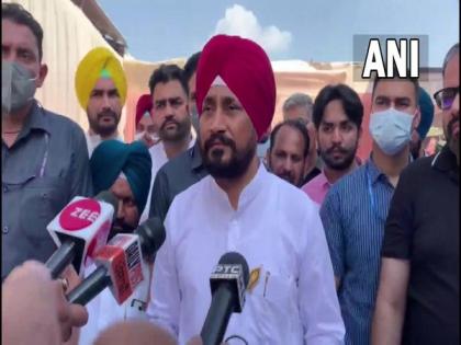Punjab CM Channi reiterates his support for farmers protesting against farm laws | Punjab CM Channi reiterates his support for farmers protesting against farm laws Punjab CM Channi reiterates his support for farmers protesting against farm laws | Punjab CM Channi reiterates his support for farmers protesting against farm laws
