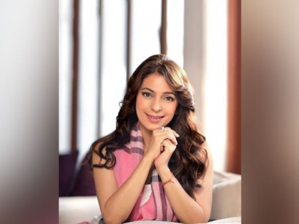 Juhi Chawla urges fans to make April 'cool' by planting a sapling | Juhi Chawla urges fans to make April 'cool' by planting a sapling