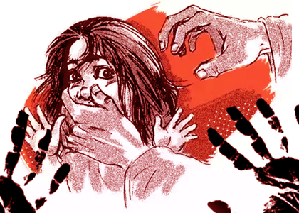 Two, including juvenile, nabbed for sexually assaulting minor girl in Delhi | Two, including juvenile, nabbed for sexually assaulting minor girl in Delhi Two, including juvenile, nabbed for sexually assaulting minor girl in Delhi | Two, including juvenile, nabbed for sexually assaulting minor girl in Delhi