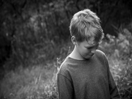 Researchers find teens who pay increased attention to sad faces likely to develop depression | Researchers find teens who pay increased attention to sad faces likely to develop depression