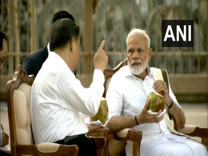 Bonhomie on display; PM Modi, Xi enjoy coconut water at Panch Rathas complex | Bonhomie on display; PM Modi, Xi enjoy coconut water at Panch Rathas complex