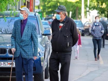 250,000 Germans may lose jobs due to COVID restrictions, says Retail Federation | 250,000 Germans may lose jobs due to COVID restrictions, says Retail Federation 250,000 Germans may lose jobs due to COVID restrictions, says Retail Federation | 250,000 Germans may lose jobs due to COVID restrictions, says Retail Federation