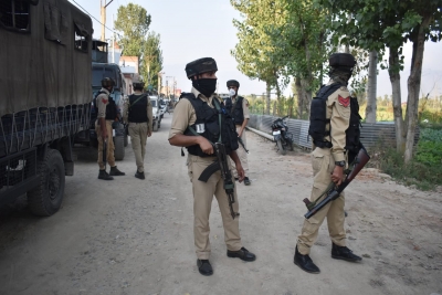 J&K: Crime Branch carries out searches over criminal manipulation of electronic data | J&K: Crime Branch carries out searches over criminal manipulation of electronic data J&K: Crime Branch carries out searches over criminal manipulation of electronic data | J&K: Crime Branch carries out searches over criminal manipulation of electronic data