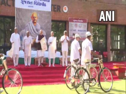 Amit Shah flags off 'Dandi Cycle Yatra' on 92nd anniversary of historic march | Amit Shah flags off 'Dandi Cycle Yatra' on 92nd anniversary of historic march Amit Shah flags off 'Dandi Cycle Yatra' on 92nd anniversary of historic march | Amit Shah flags off 'Dandi Cycle Yatra' on 92nd anniversary of historic march