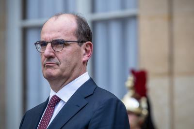 French PM announces two-bln-euro aid to culture sector | French PM announces two-bln-euro aid to culture sector