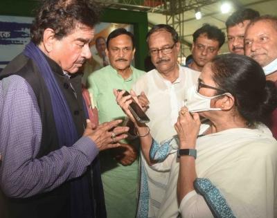 Mamata can be a game changer in 2024 LS elections, says Shatrughan | Mamata can be a game changer in 2024 LS elections, says Shatrughan