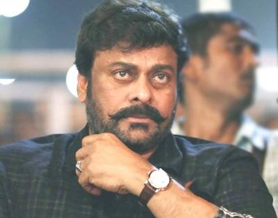 Pawan Kalyan greets big brother Chiranjeevi on birthday; AP CM too extends wishes | Pawan Kalyan greets big brother Chiranjeevi on birthday; AP CM too extends wishes