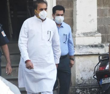 CBI searches premises of ex-Maha HM's CAs in PMLA case | CBI searches premises of ex-Maha HM's CAs in PMLA case CBI searches premises of ex-Maha HM's CAs in PMLA case | CBI searches premises of ex-Maha HM's CAs in PMLA case