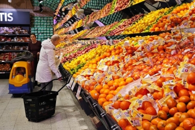 Global food prices decline for 12th consecutive month: FAO | Global food prices decline for 12th consecutive month: FAO