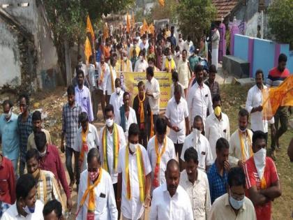 Chandrababu Naidu blames Andhra govt for attacks on temples | Chandrababu Naidu blames Andhra govt for attacks on temples Chandrababu Naidu blames Andhra govt for attacks on temples | Chandrababu Naidu blames Andhra govt for attacks on temples