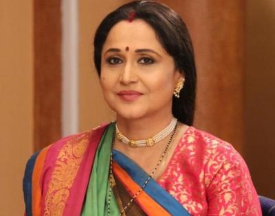Nishigandha Wad roped in to play mom in 'Kabhi Kabhie Ittefaq Sey' | Nishigandha Wad roped in to play mom in 'Kabhi Kabhie Ittefaq Sey' Nishigandha Wad roped in to play mom in 'Kabhi Kabhie Ittefaq Sey' | Nishigandha Wad roped in to play mom in 'Kabhi Kabhie Ittefaq Sey'