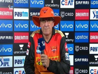 IPL 2021: Willamson needed a little bit of extra time to get match fitness, says SRH coach Bayliss | IPL 2021: Willamson needed a little bit of extra time to get match fitness, says SRH coach Bayliss