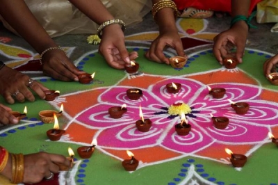 Tamil Nadu celebrates Diwali with traditional fervour | Tamil Nadu celebrates Diwali with traditional fervour