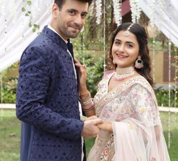 Karanvir Sharma, Debattama Saha reunite for 'Mubarak Ho' | Karanvir Sharma, Debattama Saha reunite for 'Mubarak Ho' Karanvir Sharma, Debattama Saha reunite for 'Mubarak Ho' | Karanvir Sharma, Debattama Saha reunite for 'Mubarak Ho'