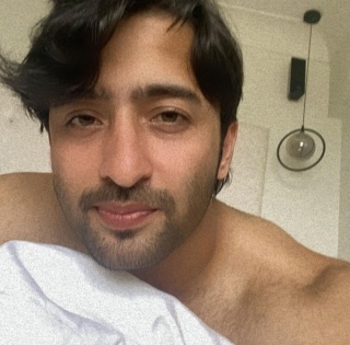 Shaheer Sheikh's father suffering from 'severe Covid infection', on ventilator | Shaheer Sheikh's father suffering from 'severe Covid infection', on ventilator