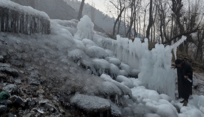 Cold weather conditions in Kashmir | Cold weather conditions in Kashmir