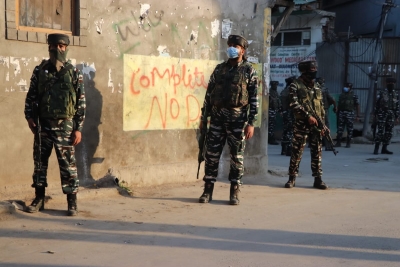 Terrorists gun down BDC Chairman in Kashmir | Terrorists gun down BDC Chairman in Kashmir