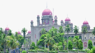 Telangana HC sentences four cops for contempt | Telangana HC sentences four cops for contempt