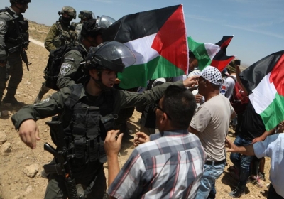 37 Palestinians injured in West Bank clash | 37 Palestinians injured in West Bank clash