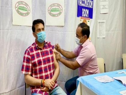 Anurag Thakur takes first jab of COVID-19 vaccine | Anurag Thakur takes first jab of COVID-19 vaccine