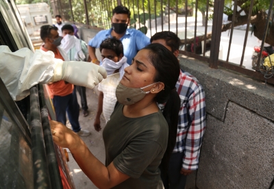 As Covid pyres burn through night: HC raps Delhi govt | As Covid pyres burn through night: HC raps Delhi govt As Covid pyres burn through night: HC raps Delhi govt | As Covid pyres burn through night: HC raps Delhi govt