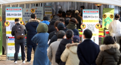 7 in 10 Koreans back stricter social distancing measures | 7 in 10 Koreans back stricter social distancing measures