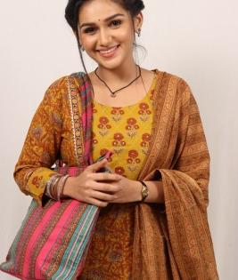 Rachana Mistry throws light on her role in 'Na Umra Ki Seema Ho' | Rachana Mistry throws light on her role in 'Na Umra Ki Seema Ho' Rachana Mistry throws light on her role in 'Na Umra Ki Seema Ho' | Rachana Mistry throws light on her role in 'Na Umra Ki Seema Ho'