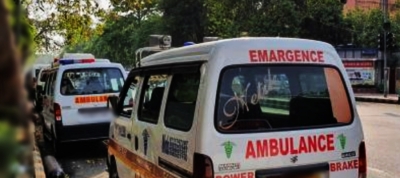 UP BJP leader's car blocks ambulance, patient dies | UP BJP leader's car blocks ambulance, patient dies