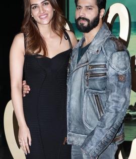 Varun, Kriti to add glamour on weekend ka vaar episode of 'Bigg Boss 16' | Varun, Kriti to add glamour on weekend ka vaar episode of 'Bigg Boss 16' Varun, Kriti to add glamour on weekend ka vaar episode of 'Bigg Boss 16' | Varun, Kriti to add glamour on weekend ka vaar episode of 'Bigg Boss 16'
