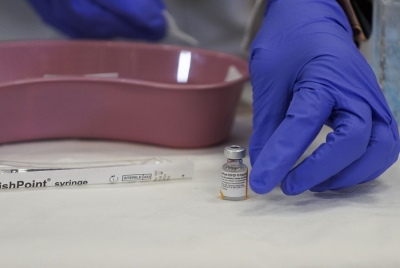 Pakistan to purchase vaccine from China's Sinopharm | Pakistan to purchase vaccine from China's Sinopharm Pakistan to purchase vaccine from China's Sinopharm | Pakistan to purchase vaccine from China's Sinopharm