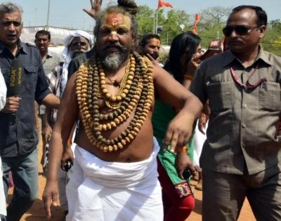 Computer Baba causing bad blood in Madhya Pradesh govt | Computer Baba causing bad blood in Madhya Pradesh govt Computer Baba causing bad blood in Madhya Pradesh govt | Computer Baba causing bad blood in Madhya Pradesh govt