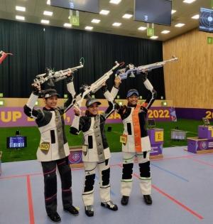 India open account at shooting World Cup in Baku with team gold in women's 10m air rifle | India open account at shooting World Cup in Baku with team gold in women's 10m air rifle