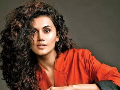 Taapsee 'disappointed' to find no women cricketers' pictures at Lord's, London | Taapsee 'disappointed' to find no women cricketers' pictures at Lord's, London