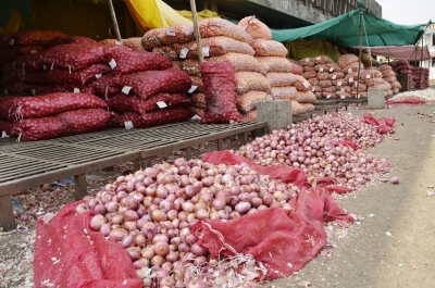 2.50L tonnes of onions procured to meet lean season demand | 2.50L tonnes of onions procured to meet lean season demand
