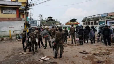 Curfew relaxed for three hours in Shillong, no fresh incident | Curfew relaxed for three hours in Shillong, no fresh incident Curfew relaxed for three hours in Shillong, no fresh incident | Curfew relaxed for three hours in Shillong, no fresh incident