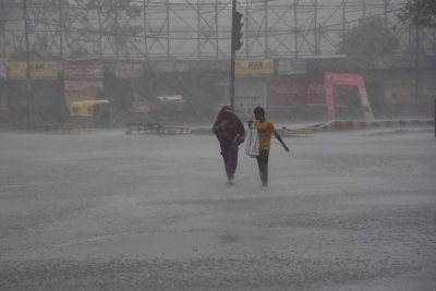 Severe cyclone storm 'Asani' to trigger heavy rains in Andhra | Severe cyclone storm 'Asani' to trigger heavy rains in Andhra Severe cyclone storm 'Asani' to trigger heavy rains in Andhra | Severe cyclone storm 'Asani' to trigger heavy rains in Andhra