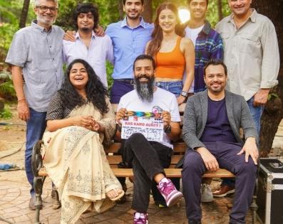 Nitesh Tiwari, Ashwiny Iyer Tiwari announce new film 'Bas Karo Aunty!' | Nitesh Tiwari, Ashwiny Iyer Tiwari announce new film 'Bas Karo Aunty!'