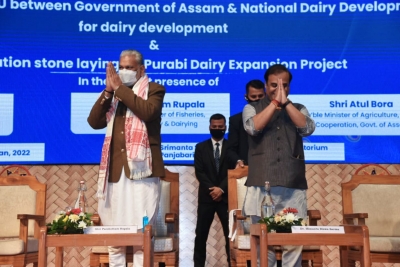 Assam, NDDB ink MoU for Rs 2K cr project to boost milk production | Assam, NDDB ink MoU for Rs 2K cr project to boost milk production