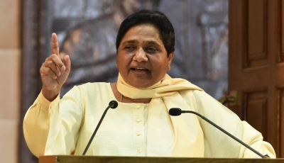 Rise above party politics on border issue: Mayawati | Rise above party politics on border issue: Mayawati