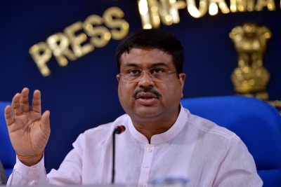 Pradhan launches missed call facility for booking of LPG refills | Pradhan launches missed call facility for booking of LPG refills Pradhan launches missed call facility for booking of LPG refills | Pradhan launches missed call facility for booking of LPG refills