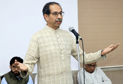 Till SC verdict, declare disputed border areas as union territory: Thackeray | Till SC verdict, declare disputed border areas as union territory: Thackeray Till SC verdict, declare disputed border areas as union territory: Thackeray | Till SC verdict, declare disputed border areas as union territory: Thackeray