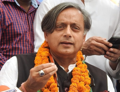 Tharoor gets very little support from home state Kerala for Cong prez polls | Tharoor gets very little support from home state Kerala for Cong prez polls